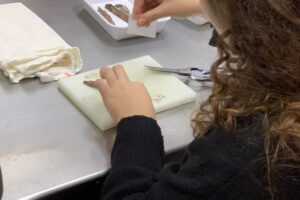 Antxoak garbitzen Maisor-en (Getaria)